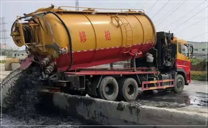 竹溪沉淀池清理案例